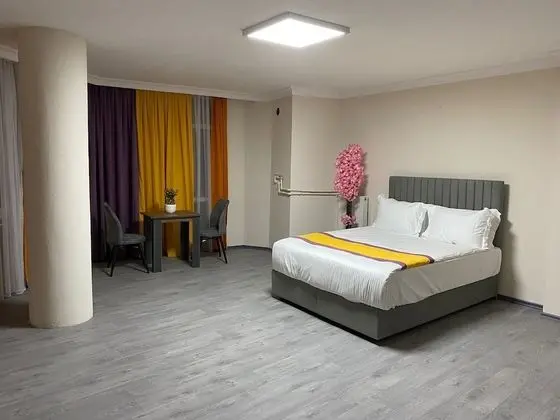 Standard Tek Büyük Yataklı Oda
