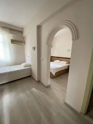 City Double or Twin Room, Multiple Beds, Smoking, City View