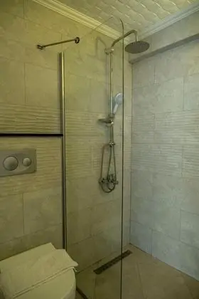 Standart Üç Kişilik Oda, Orman Manzaralı, Balkonlu