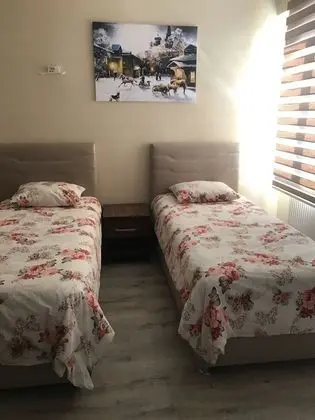 Basic Süit, 3 Tek Kişilik Yatak