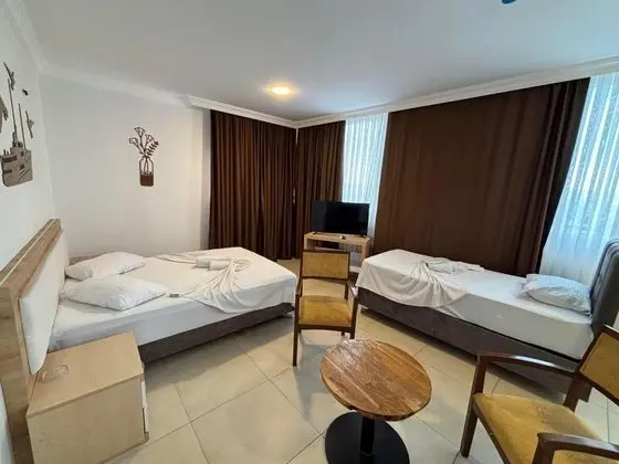 Aile Odası, Şehir Manzaralı