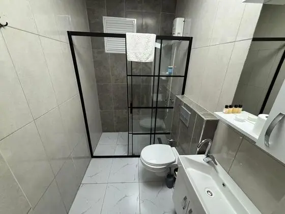 Aile Odası, Şehir Manzaralı
