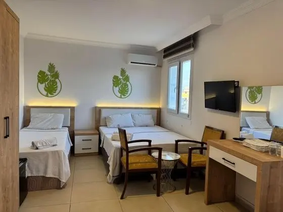 Aile Odası, Şehir Manzaralı