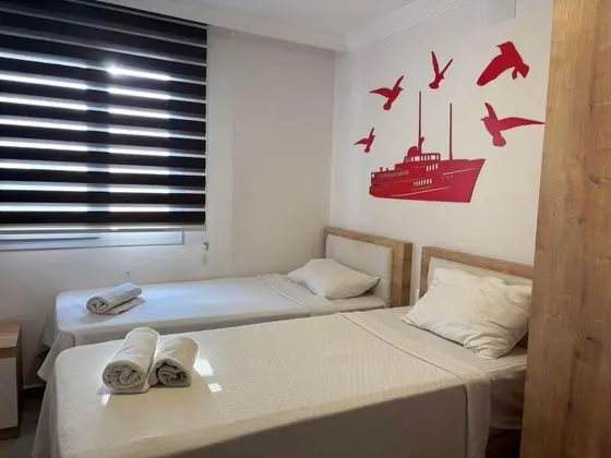 Çift Kişilik, Şehir Manzaralı, İki Tek Kişilik Yataklı