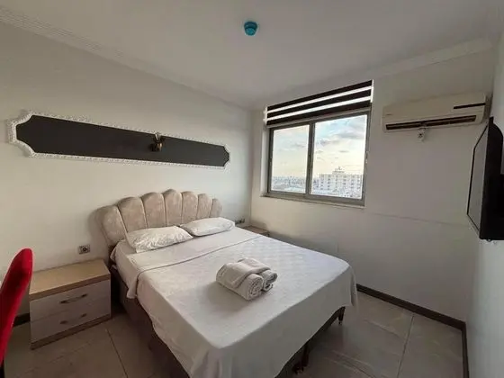 Standart Oda, Şehir Manzaralı