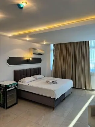 Standart Oda, Şehir Manzaralı