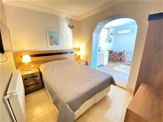 Basic Double Room