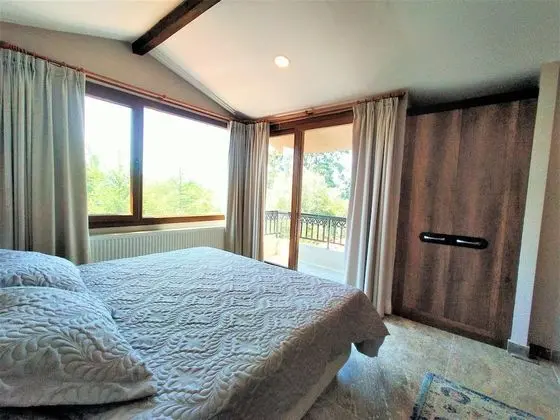 Deluxe Double Room, Balcony, Garden View