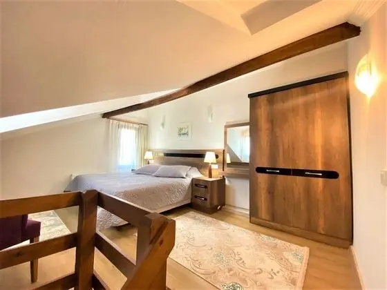 Deluxe Duplex