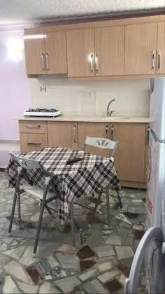 Kısmi Körfez manzaralı köşe veranda oda badem