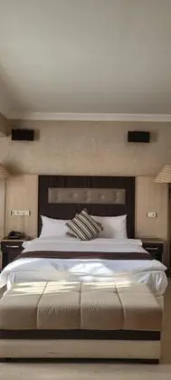 Suite, Şehir Manzaralı