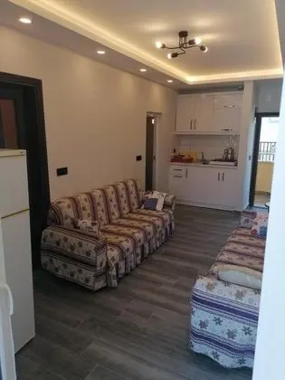 Aile Odası, Havuz Manzaralı, Balkonlu