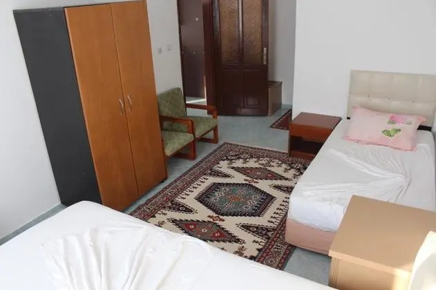 Daire, Bahçe Manzaralı, Balkonlu