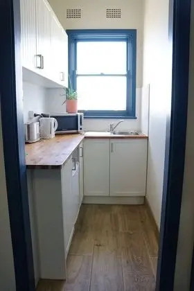 Üç Kişilik Oda, Ortak Banyo