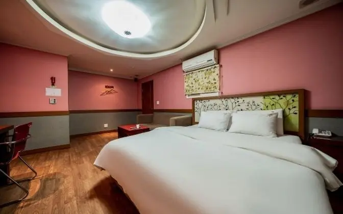 Oda (Special Room)