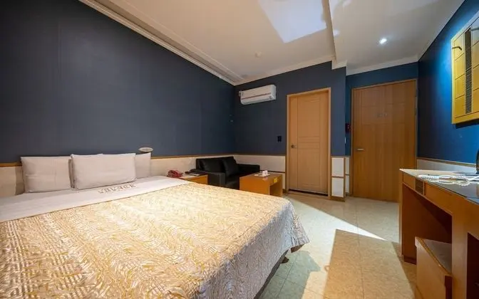 Oda (General room)