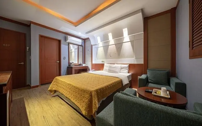 Oda (General room)
