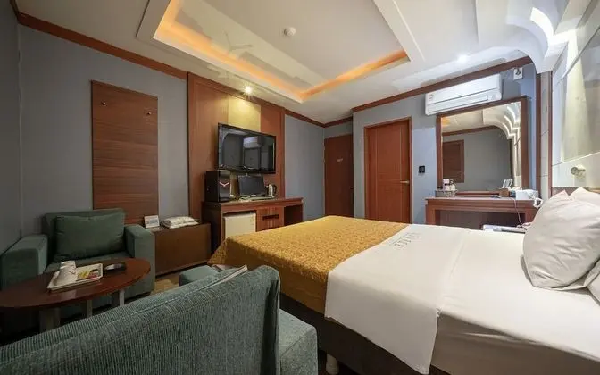 Oda (General room)