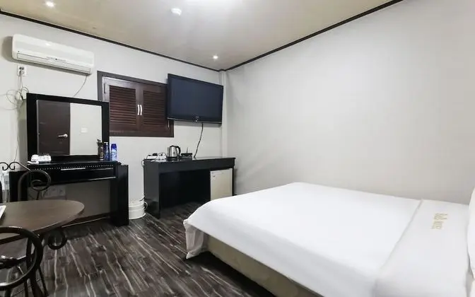 Oda (Standard Room)