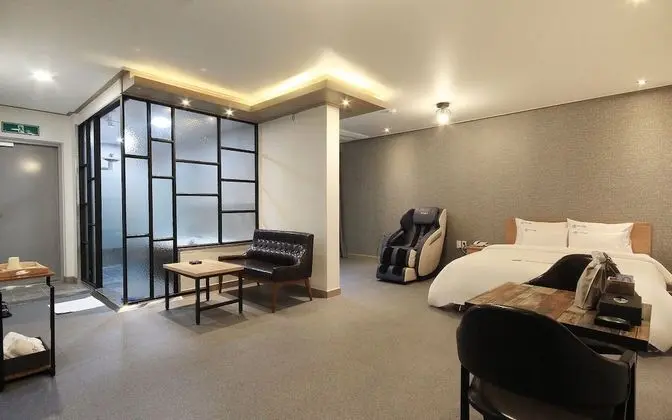 Oda (Deluxe room (barbecue reservation ava)