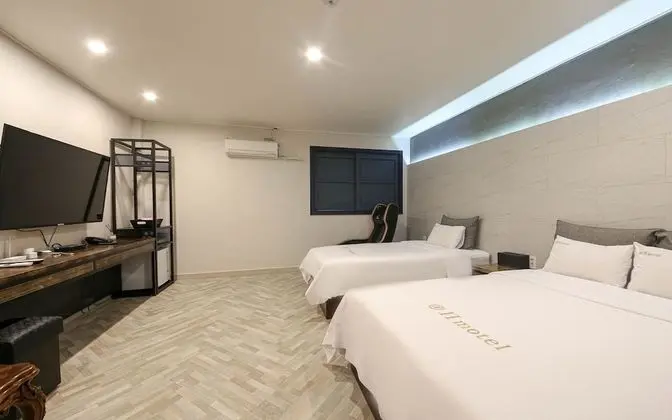 Oda (Twin (massage chair air purifier Netf)