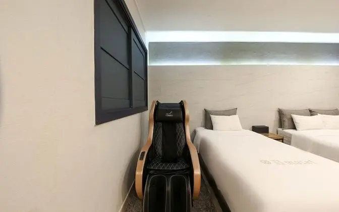 Oda (Twin (massage chair air purifier Netf)