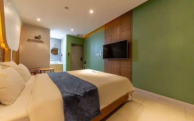 Oda (DELUXE (Netflix Available))