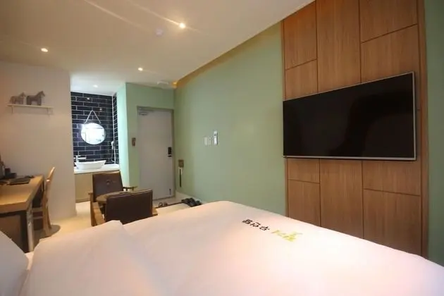 Oda (DELUXE (Netflix Available))