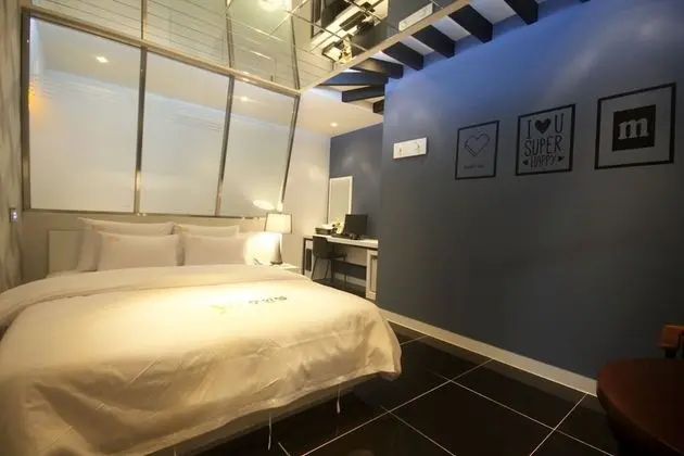 Oda (DELUXE (Netflix Available))