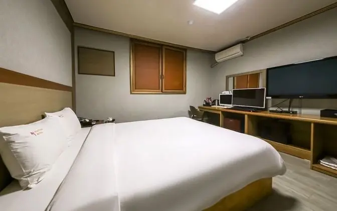 Oda (Standard Room - PUBG PC (Netflix Avai)