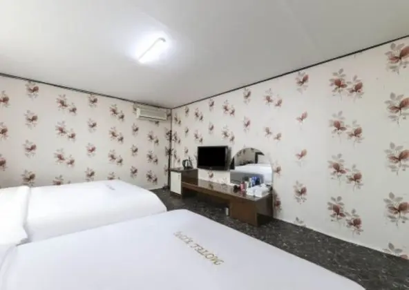 Deluxe İki Ayrı Yataklı Oda