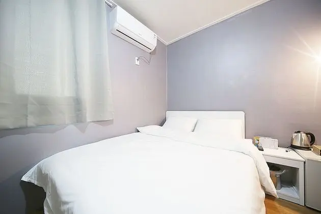 Standard Tek Büyük Yataklı Oda (Single Room)