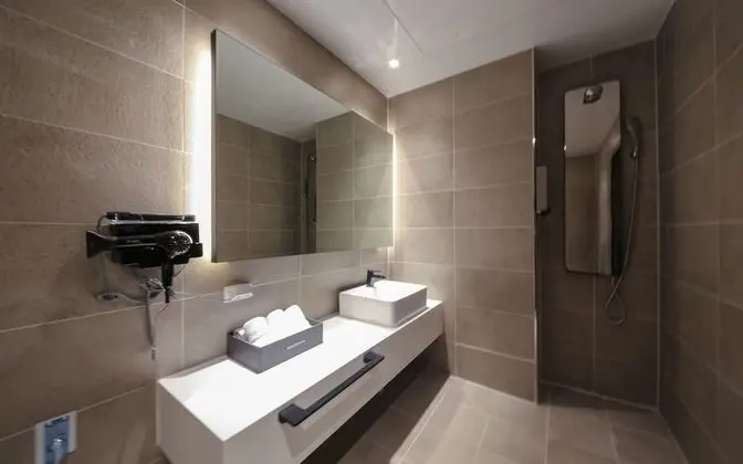 Oda (Deluxe Twin-Sea View (Netflix availab)