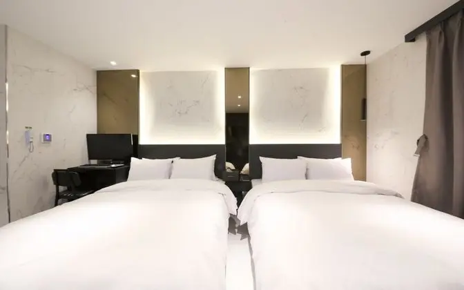 Oda (Royal Twin-Sea View (with styler 2-pe)