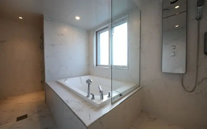 Oda (Royal Twin-Sea View (with styler 2-pe)