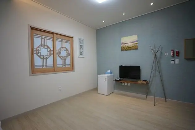 Oda (Three step room)