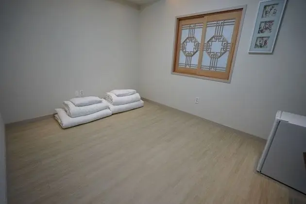 Oda (Three step room)