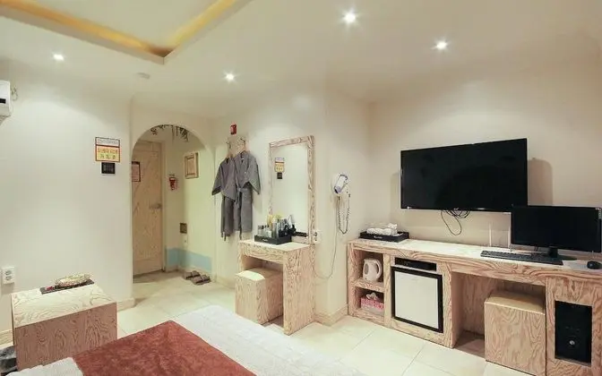 Oda (Standard Room (Air Purifier Bidet TV))