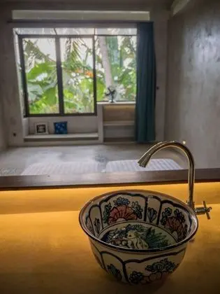 Tek Büyük veya İki Ayrı Yataklı Oda, Balkon