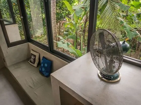 Tek Büyük veya İki Ayrı Yataklı Oda, Balkon