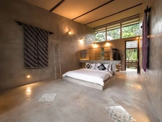 Tek Büyük veya İki Ayrı Yataklı Oda, Balkon