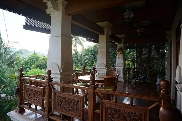 Mountain View Apartment