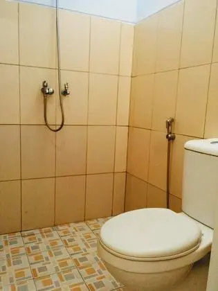 Standard Tek Büyük Yataklı Oda (with AC)