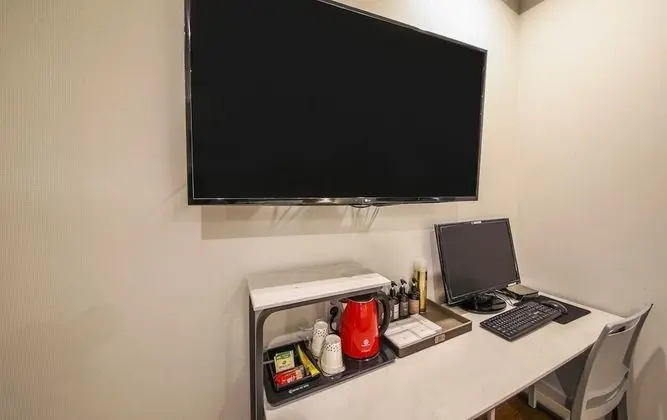 Standard Tek Büyük Yataklı Oda