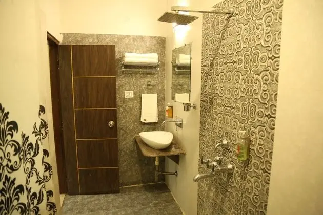 Executive Stüdyo, Şehir Manzaralı
