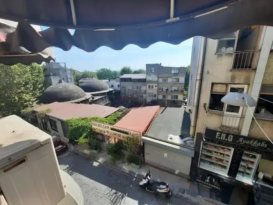 Üç Kişilik Oda