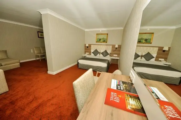 Executive Suit