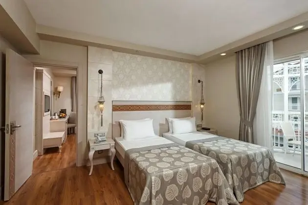 Deluxe Aile Odası