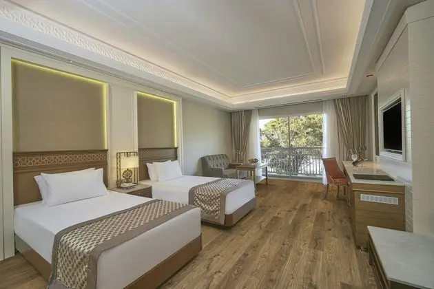 https://images.etstur.com/imgproxy/resize/2560x1440/files/images/hotelImages/etsrooms/76/Gural_Premier_Belek_20250113093651_2.jpg