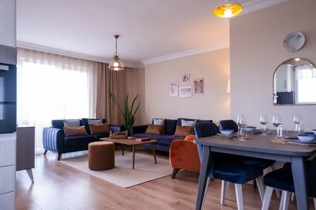 Daire-İki Yatak Odalı, Deniz Manzaralı, Mutfaklı